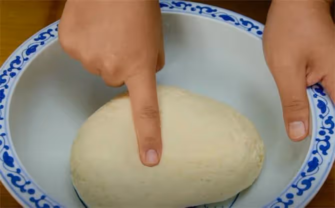 麵粉里加倆蘋果，教你用蒸鍋做麵包，香甜柔軟，小孩子最愛吃