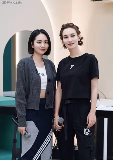 《乘風2023》幕後,美依禮芽清唱青鳥,謝娜劉海新造型,徐懷鈺賣慘