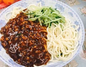 董潔的靈魂炸醬麵