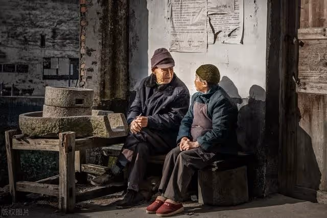 6個孩子的87歲母親醒悟:到了晚年才明白,原來家人之間也很現實