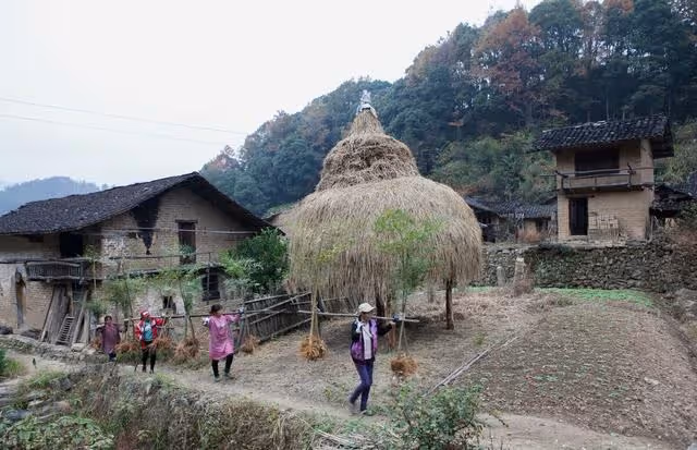 婆婆家拆遷補償130萬,卻給我轉了50萬,我果斷和娘家斷了關係