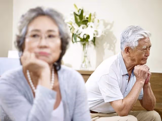孫子隨母姓,大爺:家業傳侄子,你可要想好了,兒媳發飆:老頑固