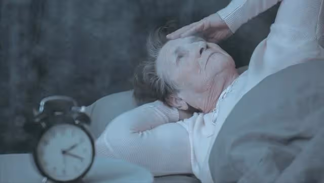 在鄰村王大哥家養老15年,老家拆遷兒子馬上來接,阿姨:我沒兒子