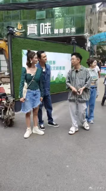 張歆藝近況瘦成紙片人，內娛畸形審美真可怕，二婚嫁袁弘生活很幸福