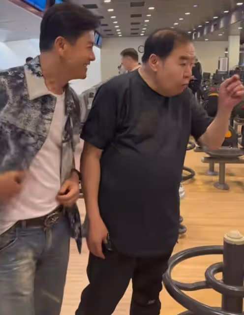 呂良偉約張智霖打保齡球!71歲影帝耐心指導兩人,曾是公開賽冠軍