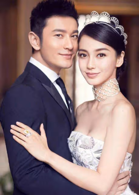 黃曉明與富婆聚會,穿20000元外套打扮帥氣,女方是李嘉誠鄰居