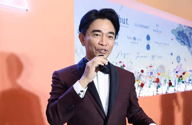 吳宗憲「金屋藏嬌」的老婆現身，60歲的張葳葳貌美如花很優雅