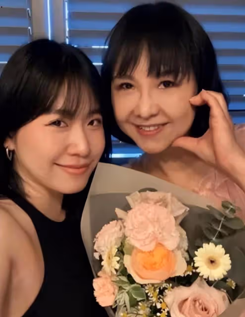 吳宗憲「金屋藏嬌」的老婆現身，60歲的張葳葳貌美如花很優雅