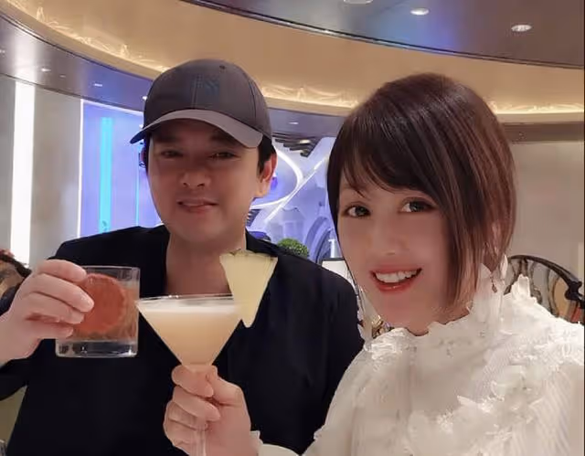 香港知名女星宣布復出拍劇,身材發胖難掩美貌,生圖與自拍差距大
