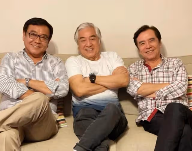 滿頭白髮!77歲資深港星加國被網友偶遇,身兼母職多年為子女移民