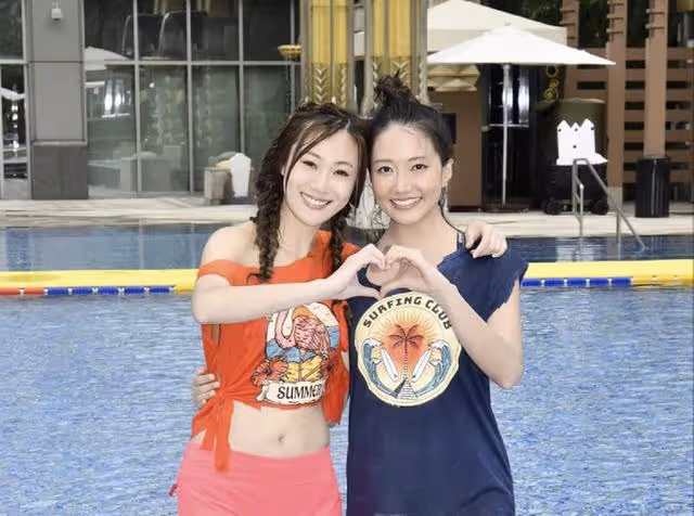 TVB知名港姐錄綜藝玩濕身遊戲,滿屏大白腿,出軌人夫獲男友原諒