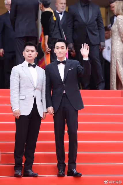朱一龍成外媒最時尚男星,和老同學高葉相聚紅毯,開啟社交模式