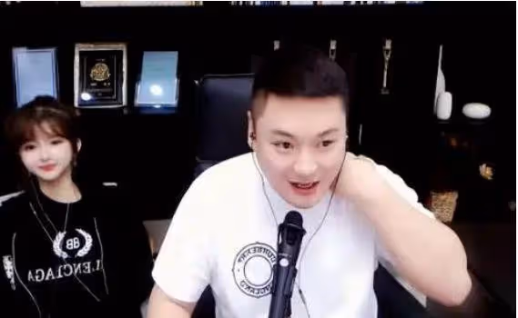 王冕老李被捕後續,李先生老婆朋友圈回應:他只是運氣不好