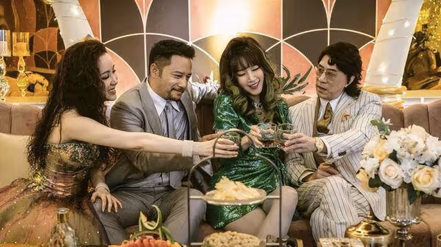 「晶女郎」憑《一舞傾城》再次出圈!曾一脫成名,是港大高材生