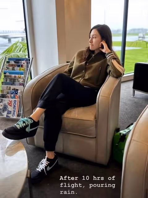 52歲的李嘉欣身材已走樣,在健身房裡積極鍛鍊臀型保持年輕活力