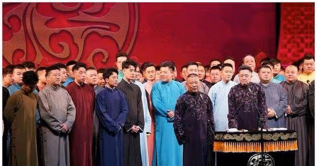 德雲社龍子科學員向郭德綱維權，稱前途被耽誤，網友：又一個叛徒
