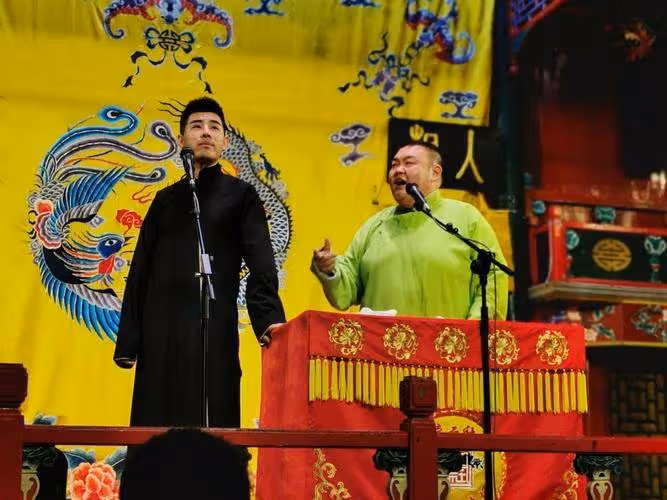 德雲社龍子科學員向郭德綱維權,稱前途被耽誤,網友:又一個叛徒