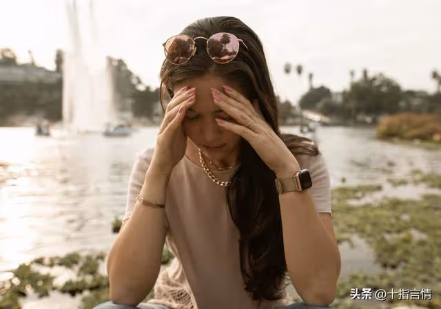 母親過大壽,丈夫故意拖到飯點才進門,看到廚房的東西後我明白了
