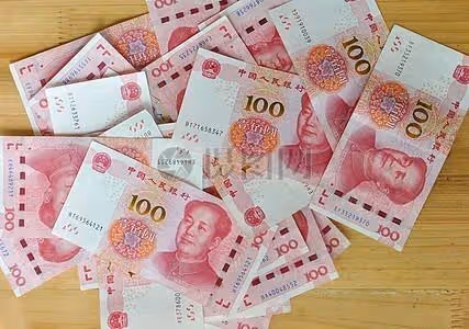 母親住院借姑姑10萬,3年還清,第二天姑姑就給母親打電話要利息!