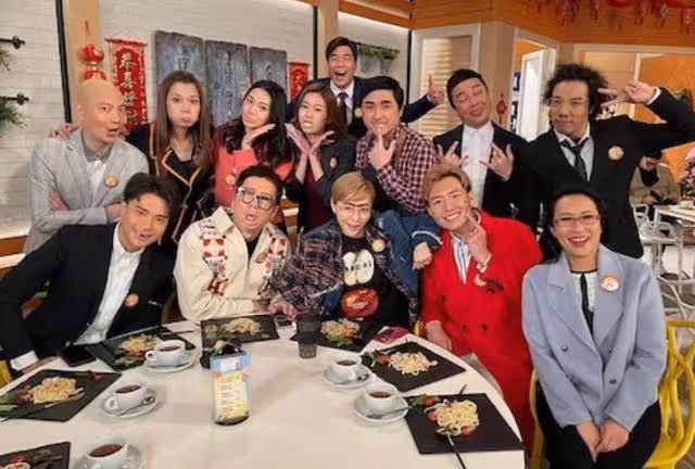 貴氣!TVB富二代小生豪宅中設宴,公司高層及前輩齊現身超有面子