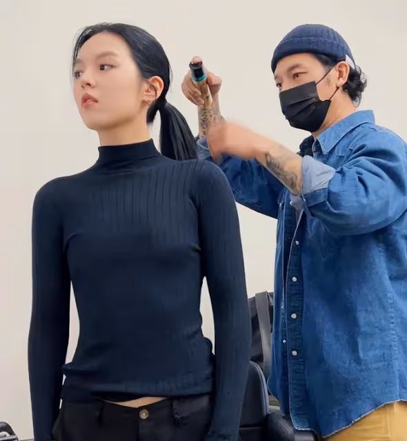 哈文參加女兒哥大畢業禮,21歲法圖麥顏值超高!或將回國進娛樂圈