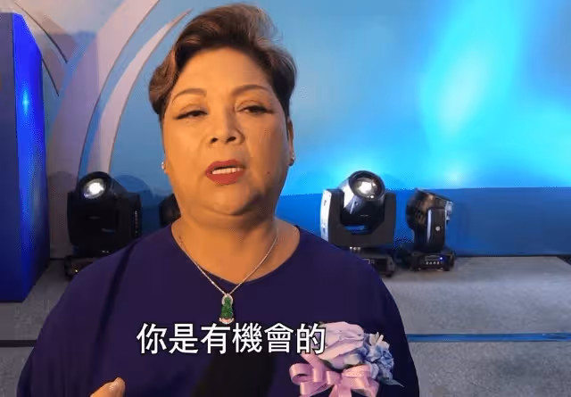 59歲造型師張學潤內地突逝,友人證實燒炭自殺,前一天還直播帶貨
