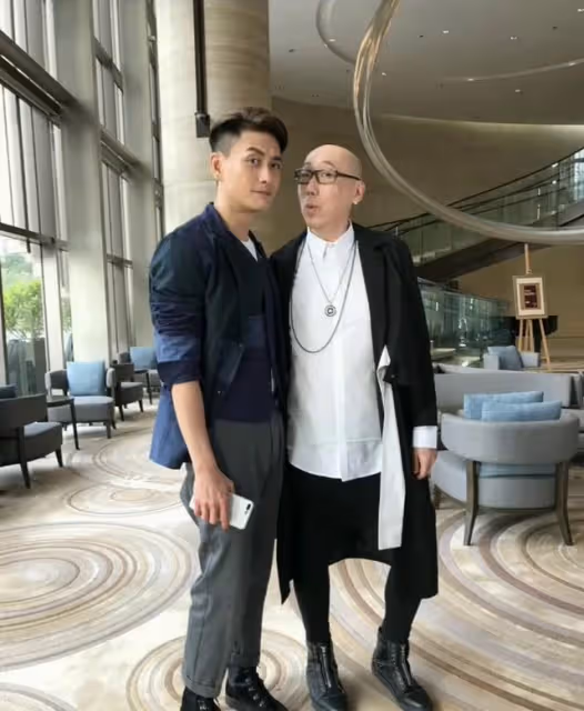 一路走好！香港著名形象指導在內地離世，女星好友證實其燒炭自殺