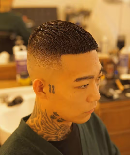 新時尚男士髮型來了，潮流又帥氣，一共100來款