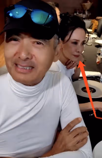 周潤發68歲大壽攜妻聚會,向袁詠儀索吻引爭議,靚靚滿臉嫌棄抗拒