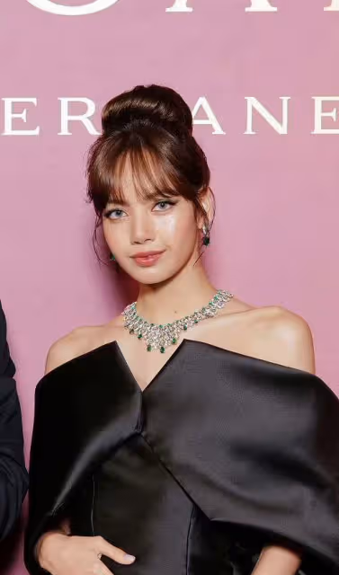 中美韓三大美女罕見同框!劉亦菲Lisa安妮海瑟薇美到窒息,舔屏了