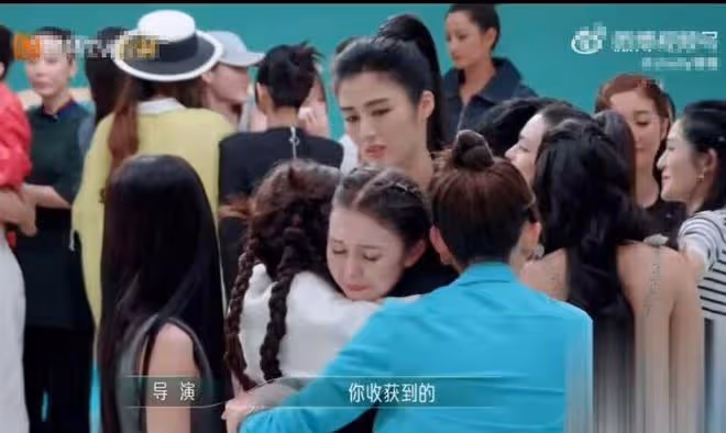 徐懷鈺疑被孤立，獨自坐角落無人搭理，稱自己表現較差有愧疚感