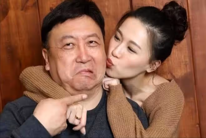 王晶的無奈:自己是風月片導演,女兒長大後卻出演風月片