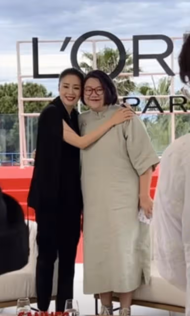 陳凱歌前妻洪晃諷刺頂流架子大,30歲男星未修圖流出,丑到沒眼看