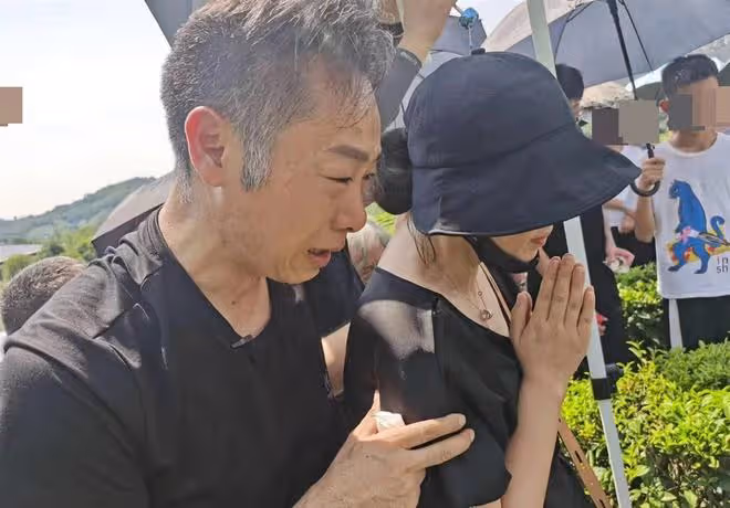 女童墜樓案宣判,爸爸曝近況:孩子姥姥悲痛去世,媽媽得了抑鬱症