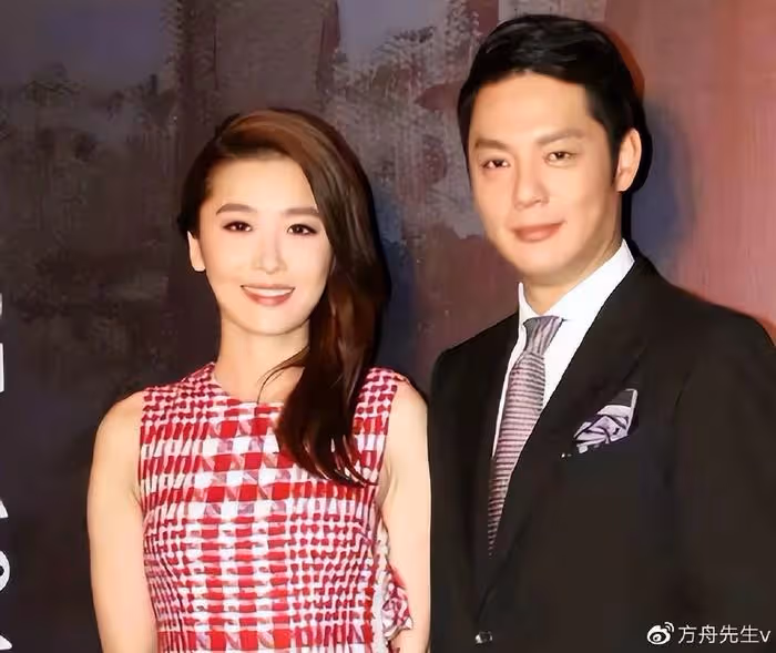 周麗淇結婚5年首曬正面全家福!與傅程鵬同框為3歲兒子慶生無懼爭議