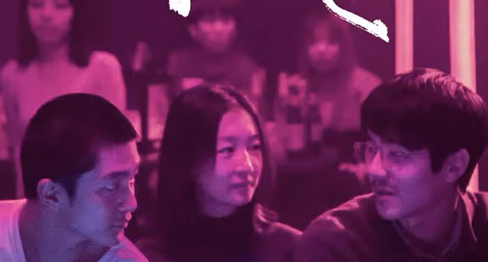 劉昊然周冬雨坎城同框,相視而笑,男方被工作人員緊急拉走避嫌