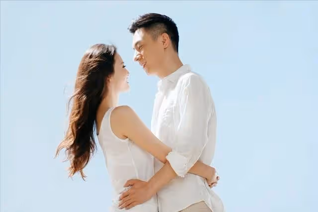 妻子出軌被發現,父母讓我隱忍不發:不說才是最好的報復,懂嗎?