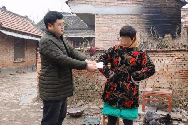 彩禮20萬陪嫁880,女婿十年沒叫媽,女兒逢年過節從不回娘家