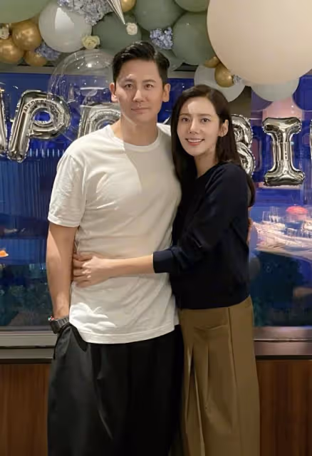 秋瓷炫520踩點秀幸福,曬照為於曉光慶生,互相示愛:一輩子對你好