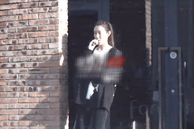 王寶強帶女友外出應酬,身穿潮服顯氣質!馮清站門口抽菸顯落寞