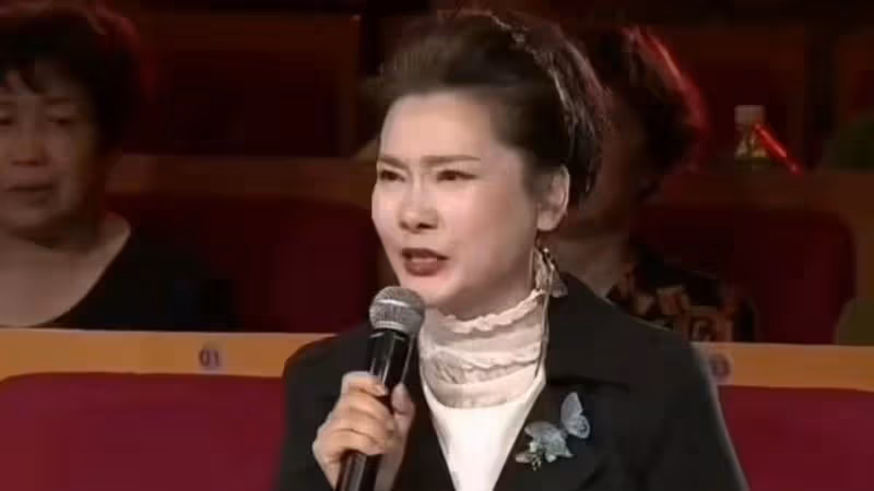 知名編劇及演員力挺何賽飛，基層演員生存都難，日薪208萬極少數