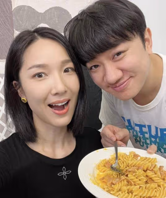 明星過「520」秀恩愛!張兆輝曬愛的表白,王祖藍親下廚討妻歡心