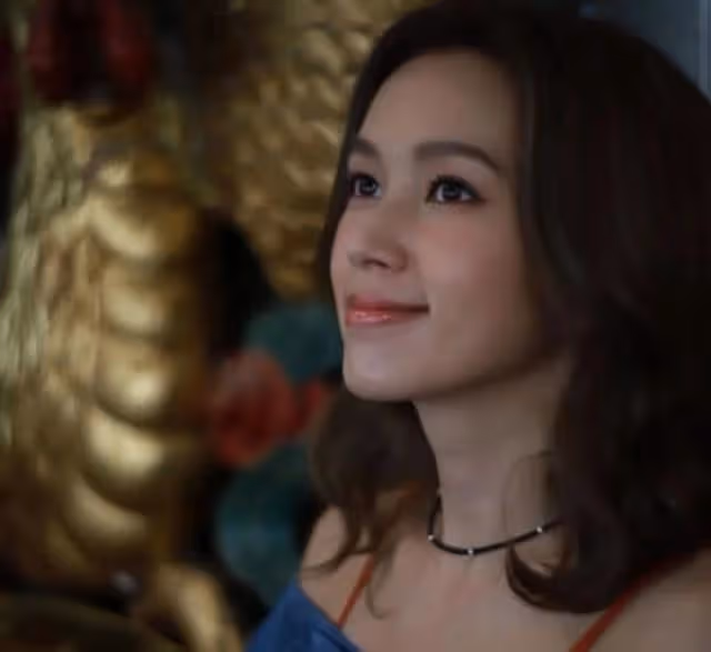 好拼!38歲TVB小花為變美去箍牙,曾為拍劇吃荷爾蒙藥出現副作用
