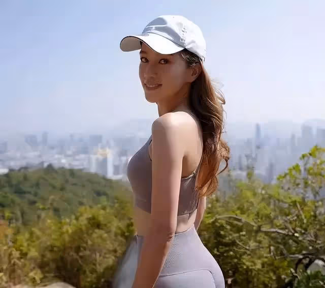 TVB混血兒小花聽網友意見,為變漂亮矯正牙齒,入行多年發展平平