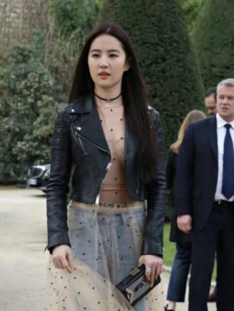 劉亦菲徹底放飛?穿成這樣,玉女形象果真不要了唄?