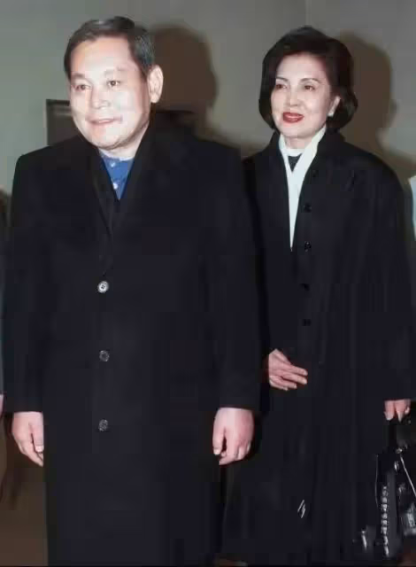身價340億的女首富也有煩惱?婆媳關係不好,女兒自殺,兒子坐牢