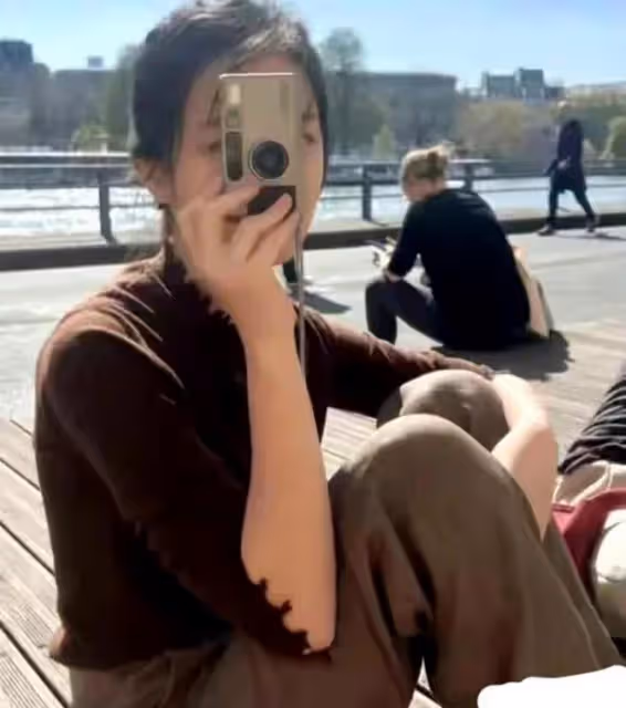 這一次,王菲李嫣母女倆給沉溺於內卷育兒方式的家庭,敲響了警鐘