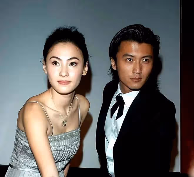 這一次,王菲李嫣母女倆給沉溺於內卷育兒方式的家庭,敲響了警鐘