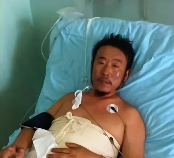 突發!黃渤倪妮劇組8人高空跌落重傷,現場出現血跡一人陷入昏迷