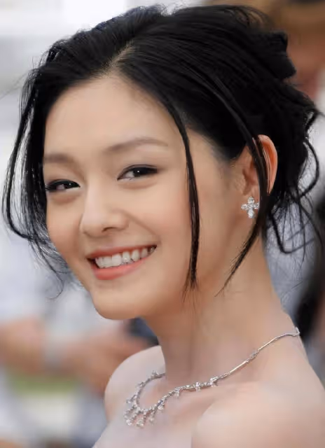 45歲的大S為什麼不顯老?少女感臉型的優勢,被她展現得淋漓盡致